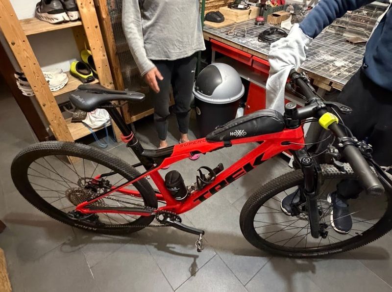 Used Trek Supercaliber 9.6 Gen 1 2023 2023 MTB