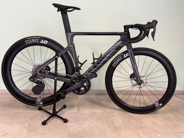 Brugt Canyon Aeroad CF SLX 8 Di2 2024 2024 Road & Gravel — billede 1 af 10