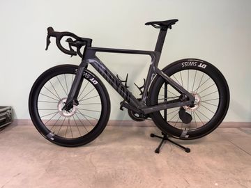 Brugt Canyon Aeroad CF SLX 8 Di2 2024 2024 Road & Gravel — billede 3 af 10