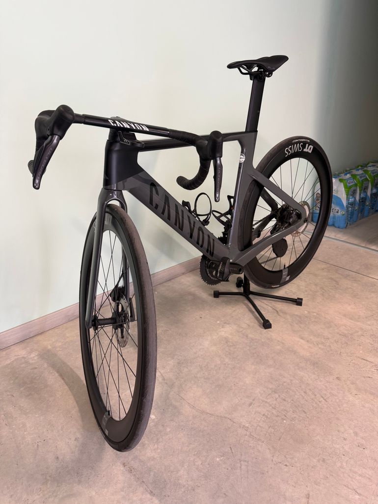 Brugt Canyon Aeroad CF SLX 8 Di2 2024 2024 Road & Gravel — billede 2 af 10