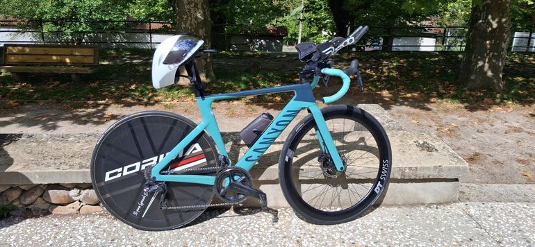 Canyon Aeroad CF SLX 8 AXS 2024 — Price & Specs | 2BX