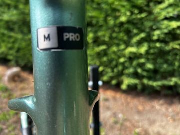 Giant Revolt Advanced Pro 2024 2024 Road & Gravel usato, Verde — immagine 6 di 8