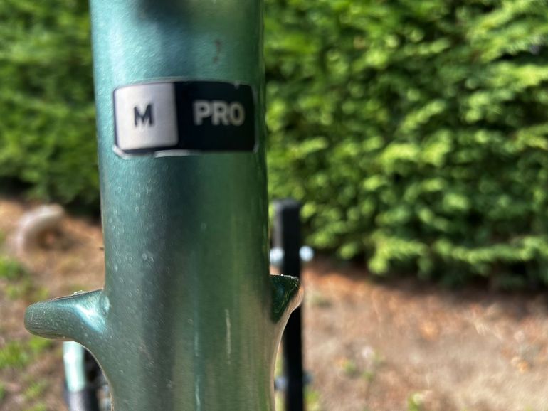 Giant Revolt Advanced Pro 2024 2024 Road & Gravel usato, Verde — immagine 6 di 8