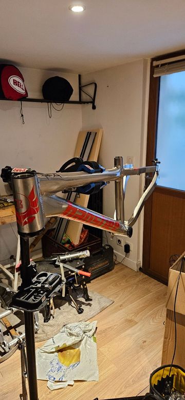 Used Banshee AMP Frameset 2026 Mountainbike, Light Gray — image 3 of 6