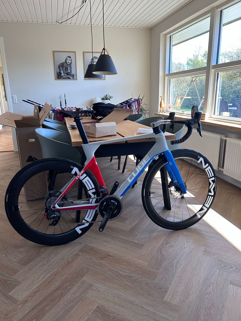 Used CUBE LITENING AERO C:68X RACE 2022 2022 Road & Gravel
