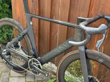 Canyon Aeroad CFR AXS 2025 2025 Road & Gravel d'occasion — image 5 sur 6