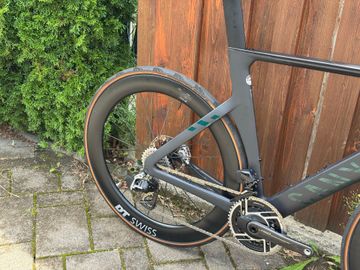 Canyon Aeroad CFR AXS 2025 2025 Road & Gravel d'occasion — image 4 sur 6