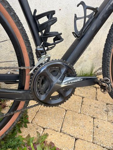 Used Trek Checkpoint SL 6 2020 2020 Road & Gravel, Black — image 4 of 5