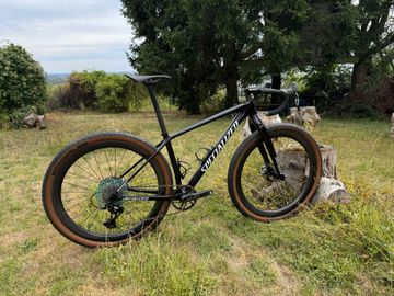 Used Specialized Epic Monster Gravel 2022 Road & Gravel, Black — image 1 of 24