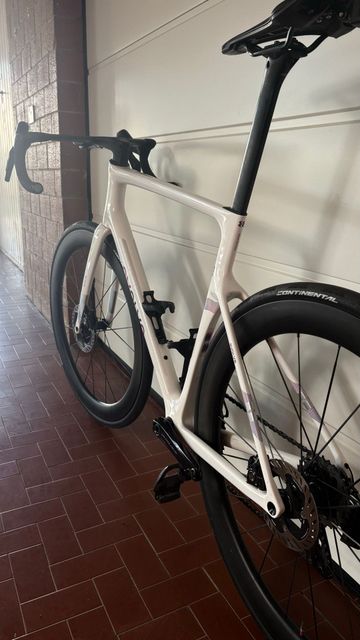 Used Evolve Custom Shimano Dura Ace Di2 2025 Road & Gravel, White — image 4 of 8