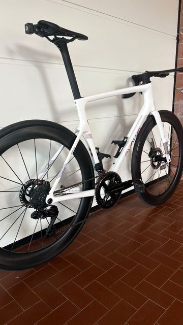 Used Evolve Custom Shimano Dura Ace Di2 2025 Road & Gravel, White — image 8 of 8