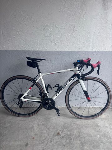 Used Orbea Orca Shimano 105 2017 Road & Gravel, White — image 1 of 11
