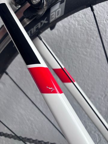 Used Orbea Orca Shimano 105 2017 Road & Gravel, White — image 11 of 11