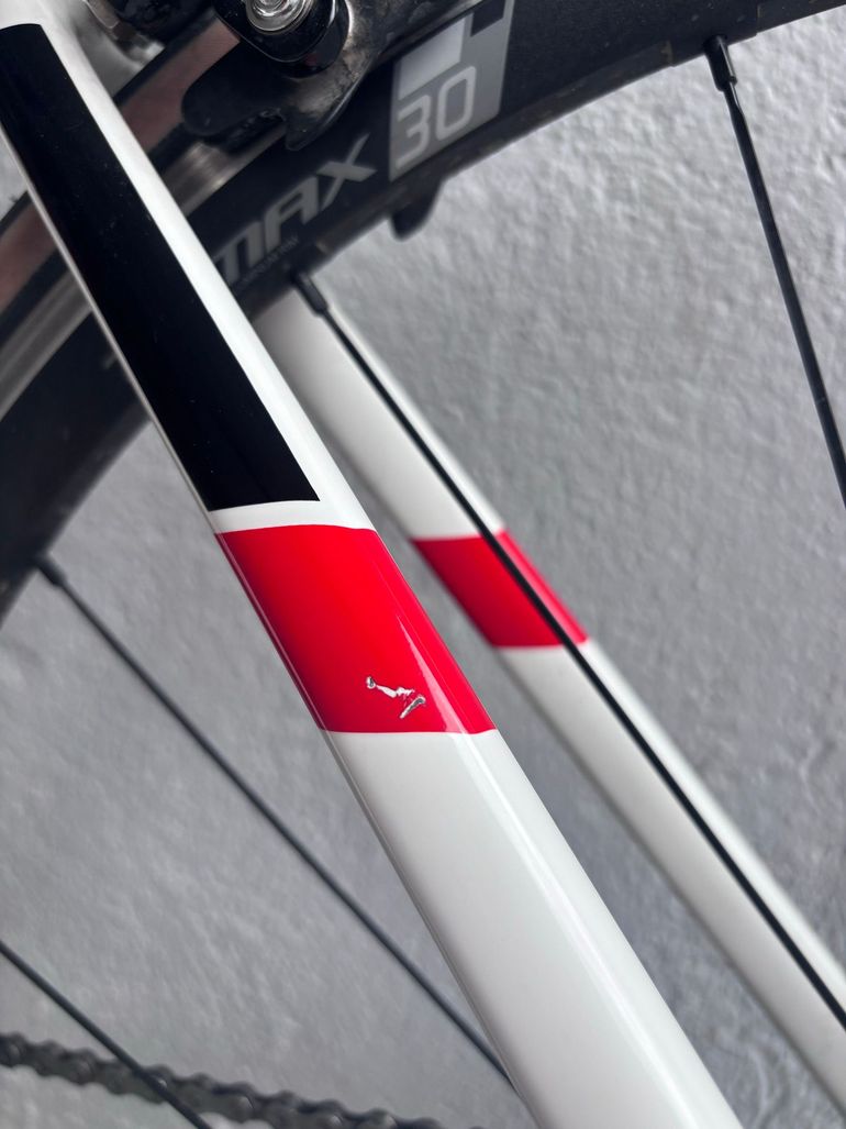 Used Orbea Orca Shimano 105 2017 Road & Gravel, White — image 11 of 11