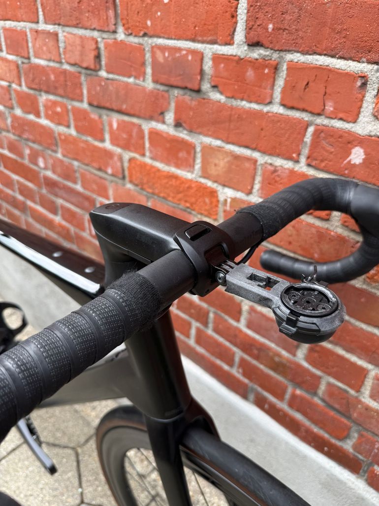 Tweedehands BMC Roadmachine Shimano Ultegra Di2 2024 Road & Gravel — afbeelding 6 van 14