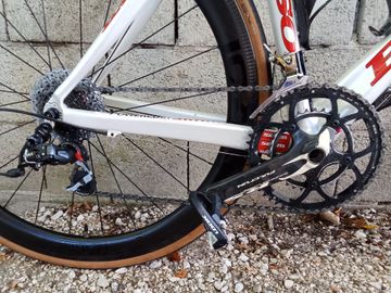 Used Basso Astra SRAM Red 2013 Road & Gravel, White — image 3 of 5