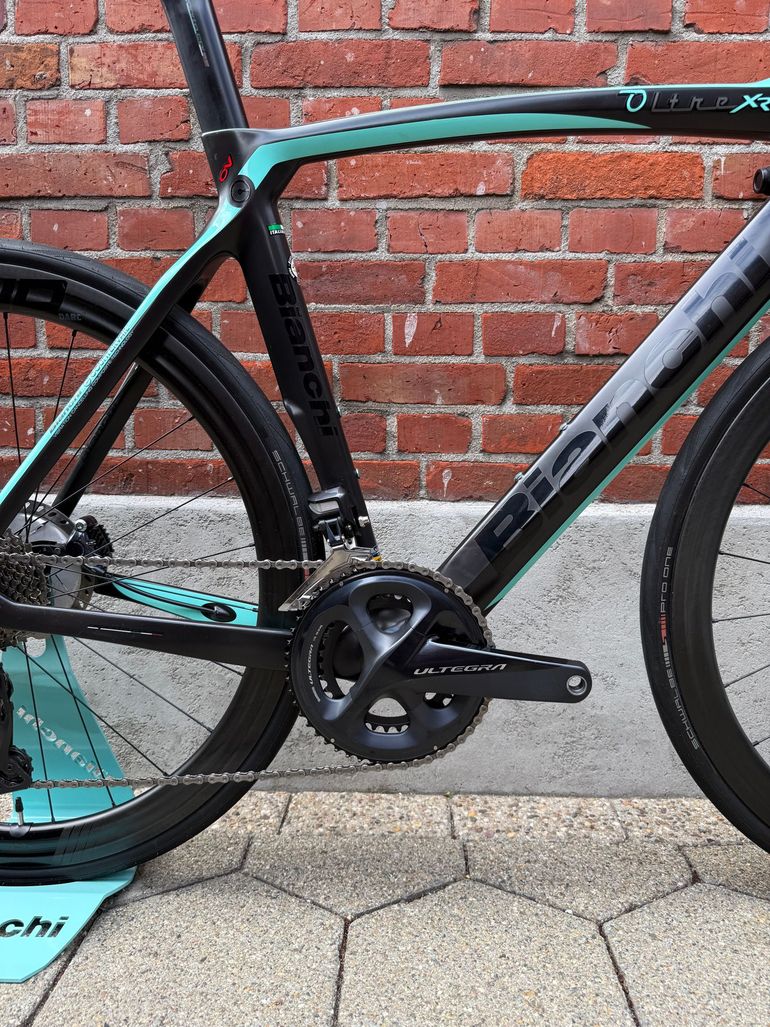 Gebrauchtes Bianchi Oltre Shimano Ultegra Di2 2022 Road & Gravel, Schwarz — Bild 3 von 15