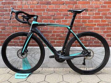 Gebrauchtes Bianchi Oltre Shimano Ultegra Di2 2022 Road & Gravel, Schwarz — Bild 11 von 15