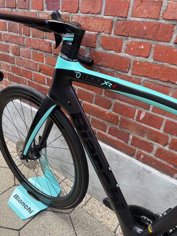 Gebrauchtes Bianchi Oltre Shimano Ultegra Di2 2022 Road & Gravel, Schwarz — Bild 14 von 15