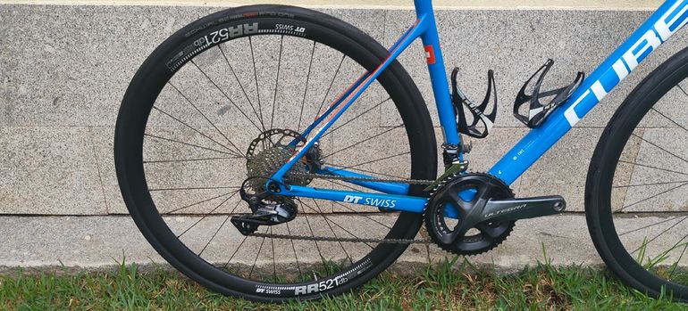 Brugt CUBE ATTAIN GTC SL 2023 2023 Road & Gravel — billede 2 af 13