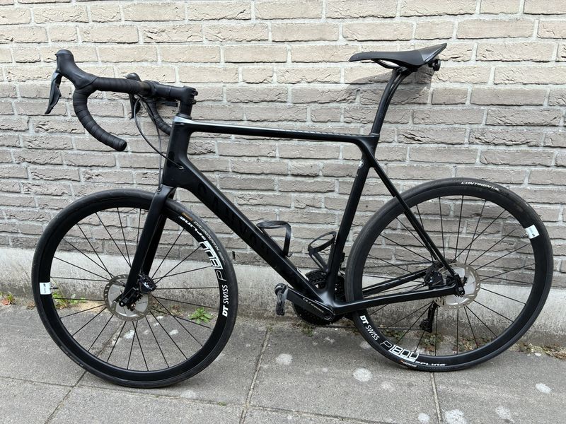 Käytetty Canyon Endurace CF SL Disc 8.0 Di2 2020 2020 Road & Gravel