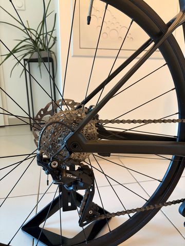 BMC Roadmachine FOUR 2021 2021 Road & Gravel usato, Nero — immagine 5 di 6