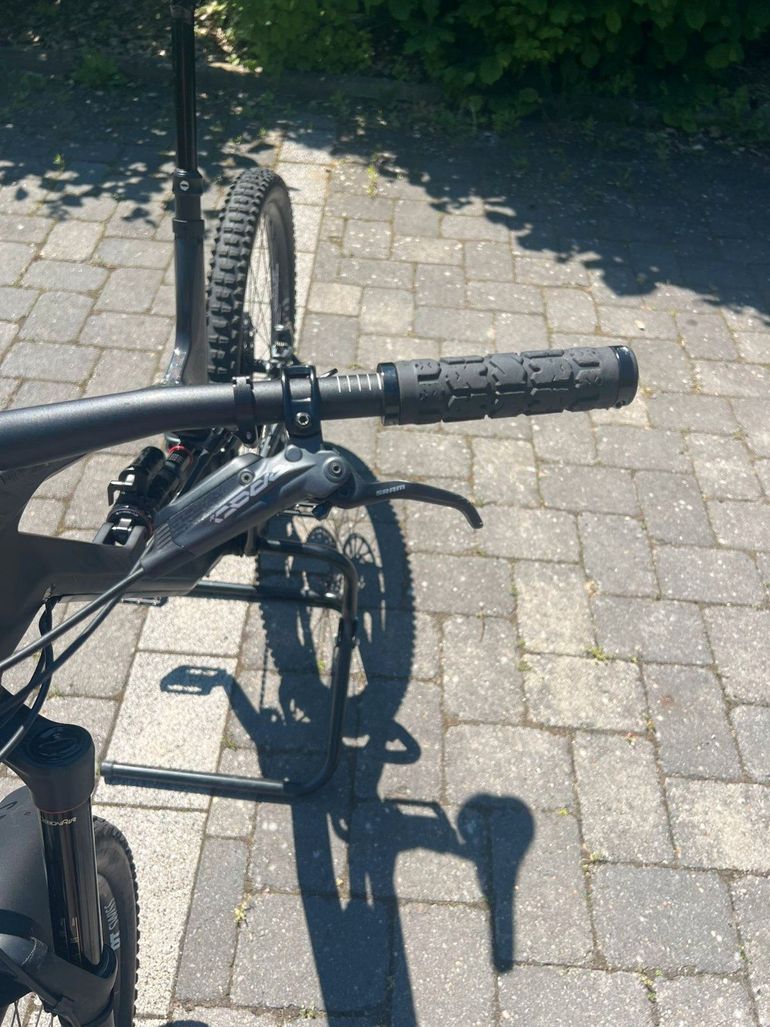 Used Canyon Torque CF 7.0 2020 2020 Mountainbike, Black, 27.5 — image 8 of 20