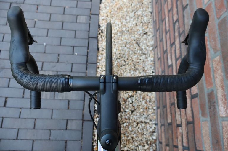 Używany BMC Teammachine SLR TWO 2023 2023 Road & Gravel — zdjęcie 8 z 11