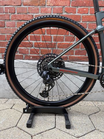 Used BMC Urs SRAM Rival eTap AXS 2024 Road & Gravel, Light Gray — image 2 of 16