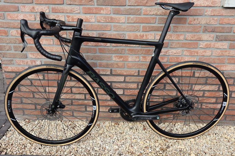 Used Basso Astra Campagnolo Chorus 2022 Road & Gravel, Black — image 2 of 12