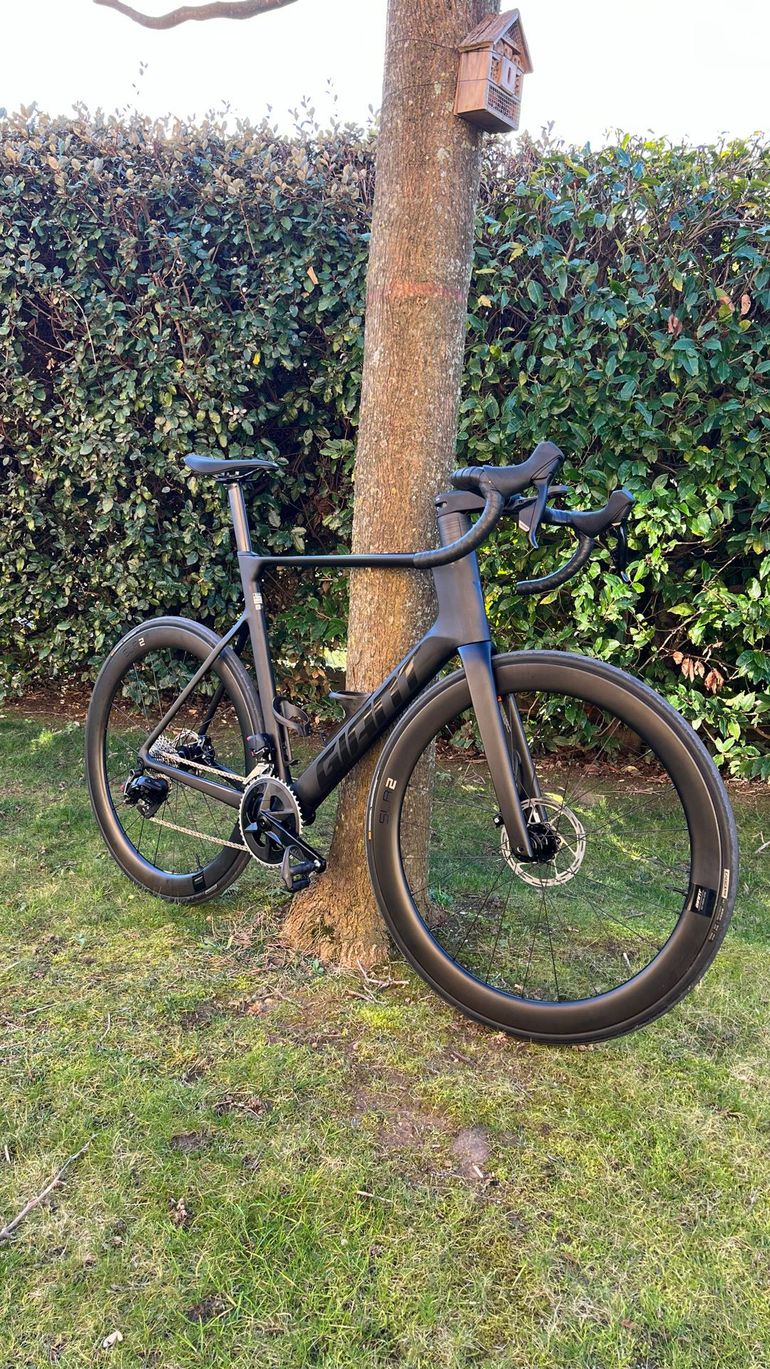 Gebrauchtes Giant Propel Advanced Pro 1 2024 2024 Road & Gravel, Schwarz — Bild 2 von 5