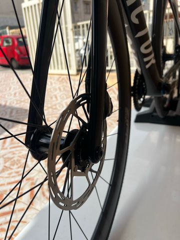 Gebrauchtes Factor O2 VAM - SRAM Force 2023 2023 Road & Gravel, Schwarz — Bild 11 von 18