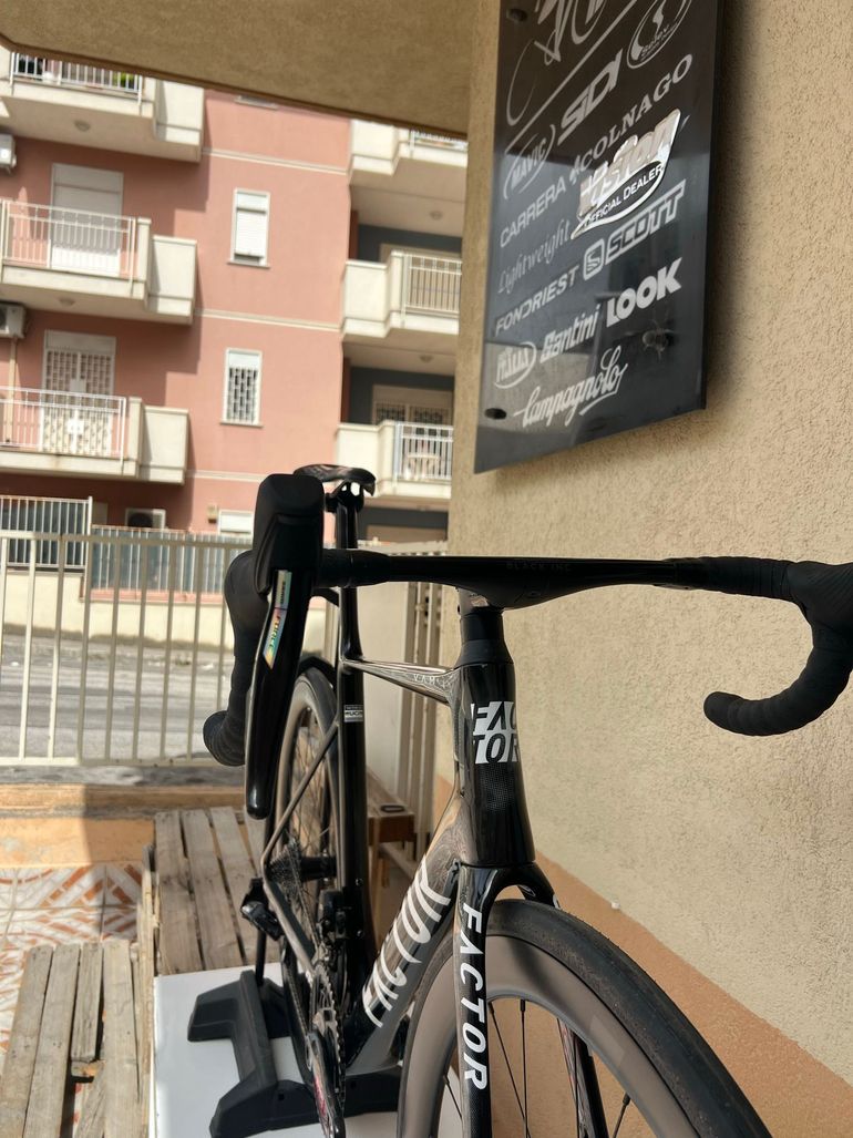 Gebrauchtes Factor O2 VAM - SRAM Force 2023 2023 Road & Gravel, Schwarz — Bild 6 von 18