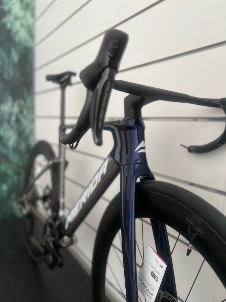 Used Merida REACTO PRO 2027 2027 Road & Gravel, Light Gray — image 4 of 8