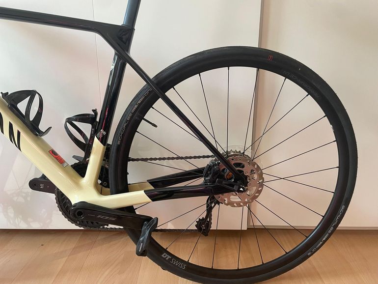 Used Canyon Ultimate CF SL 7 2025 2025 Road & Gravel, Black — image 6 of 7