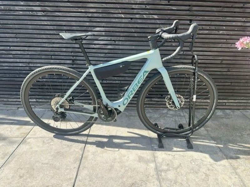 Tweedehands Orbea DENNA H30 28mph 2026 2026 Road & Gravel