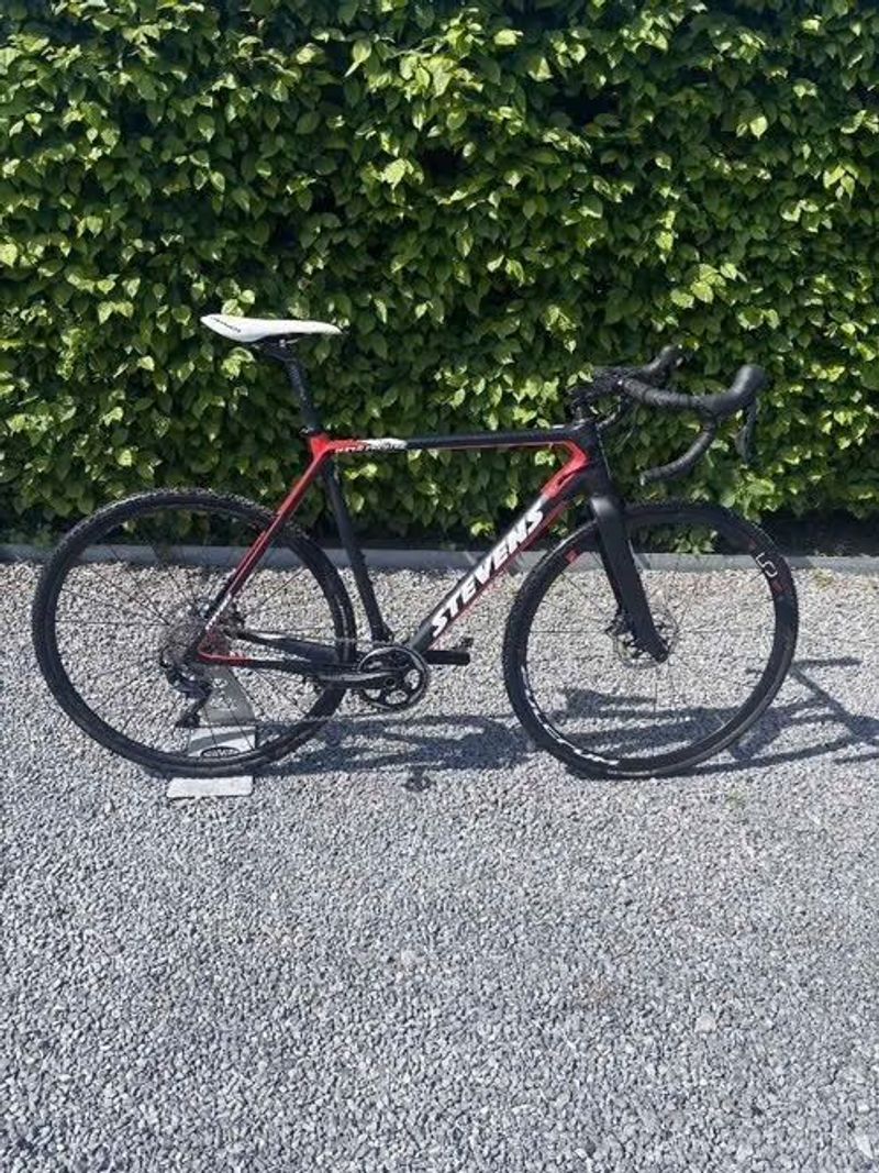 Käytetty Stevens Super Prestige 2021 Road & Gravel