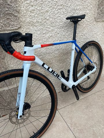 CUBE Cross Race Shimano 105 Di2 2023 Road & Gravel d'occasion — image 8 sur 13