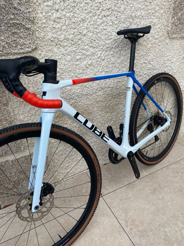 CUBE Cross Race Shimano 105 Di2 2023 Road & Gravel d'occasion — image 8 sur 13