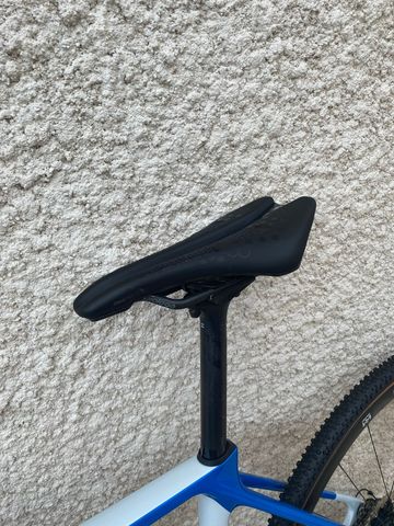 CUBE Cross Race Shimano 105 Di2 2023 Road & Gravel d'occasion — image 12 sur 13