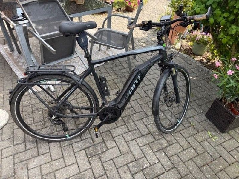 Used Giant Explorer E+1 GTS 2018 Urban & Touring