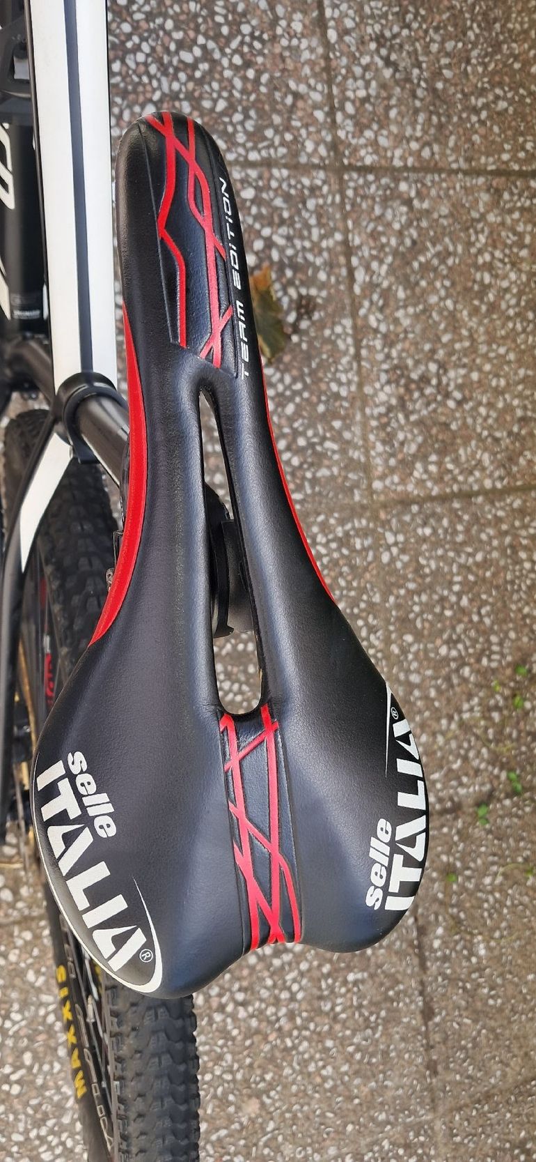 Używany Specialized Stumpjumper SRAM GX 2016 Mountainbike — zdjęcie 15 z 15