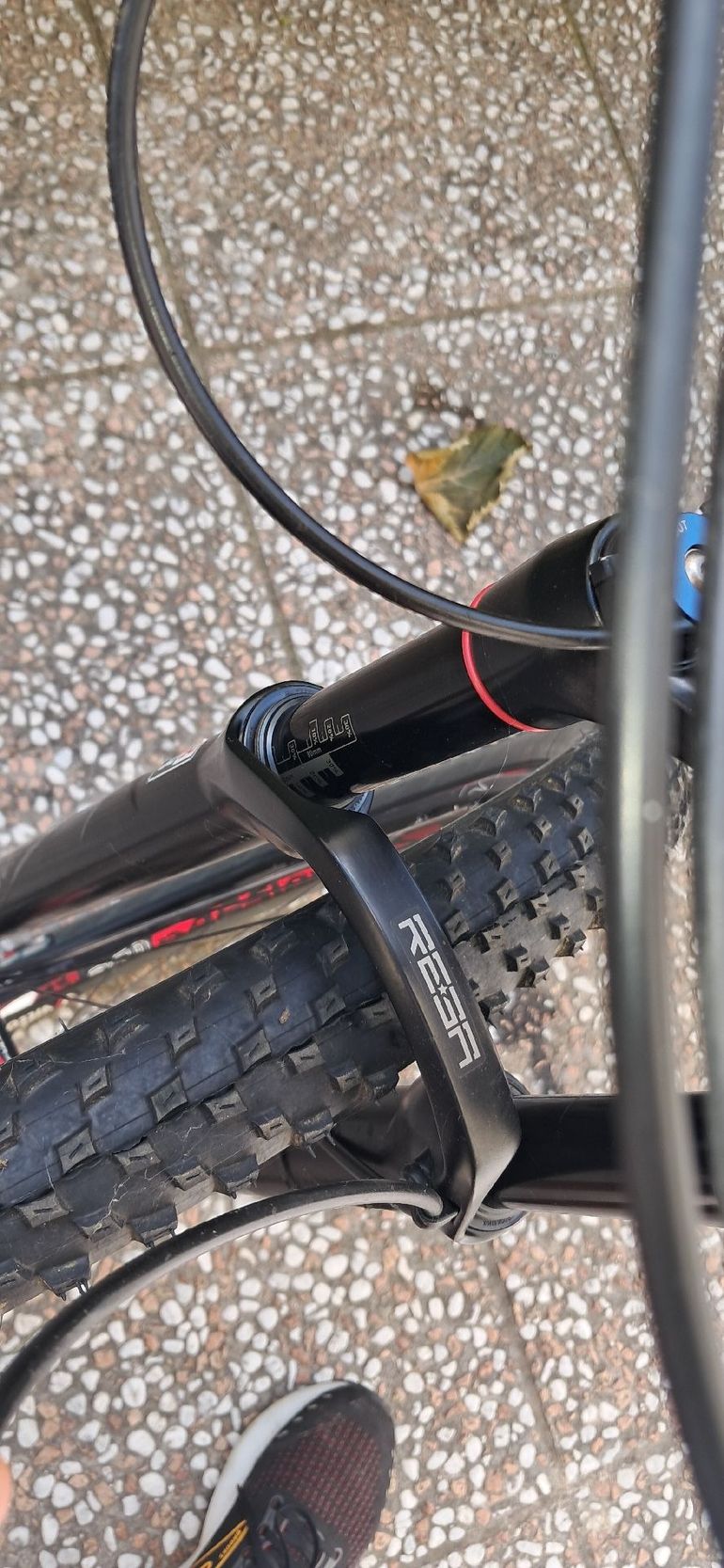 Używany Specialized Stumpjumper SRAM GX 2016 Mountainbike — zdjęcie 14 z 15