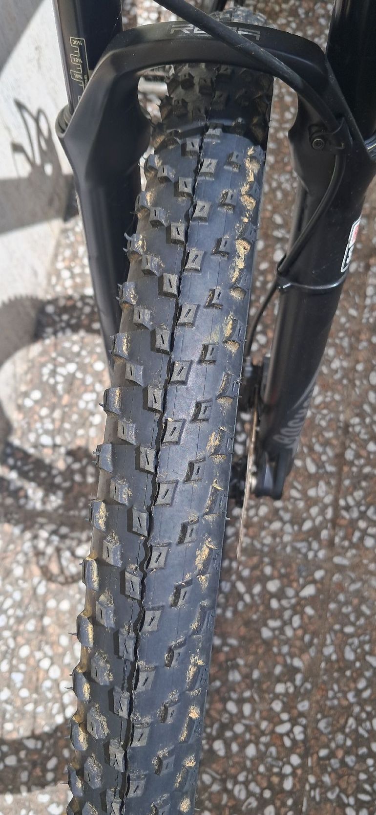 Używany Specialized Stumpjumper SRAM GX 2016 Mountainbike — zdjęcie 10 z 15
