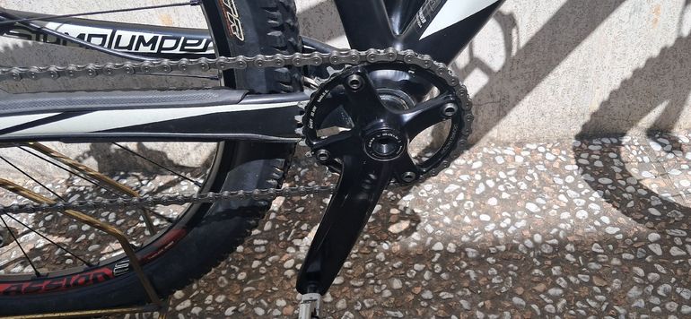 Używany Specialized Stumpjumper SRAM GX 2016 Mountainbike — zdjęcie 3 z 15