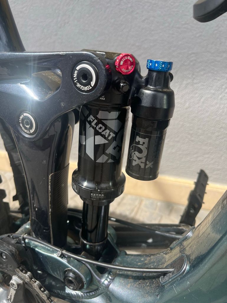 Używany Giant Reign 1 2023 2023 Mountainbike — zdjęcie 5 z 8