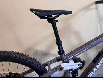 Used Transition Bottlerocket Single Crown 2025 2025 Mountainbike, Light Gray, 27.5 — image 3 of 10