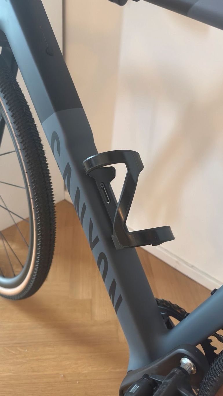 Canyon Grail CF SL 8 2024 2024 Road & Gravel usato, Nero — immagine 5 di 13