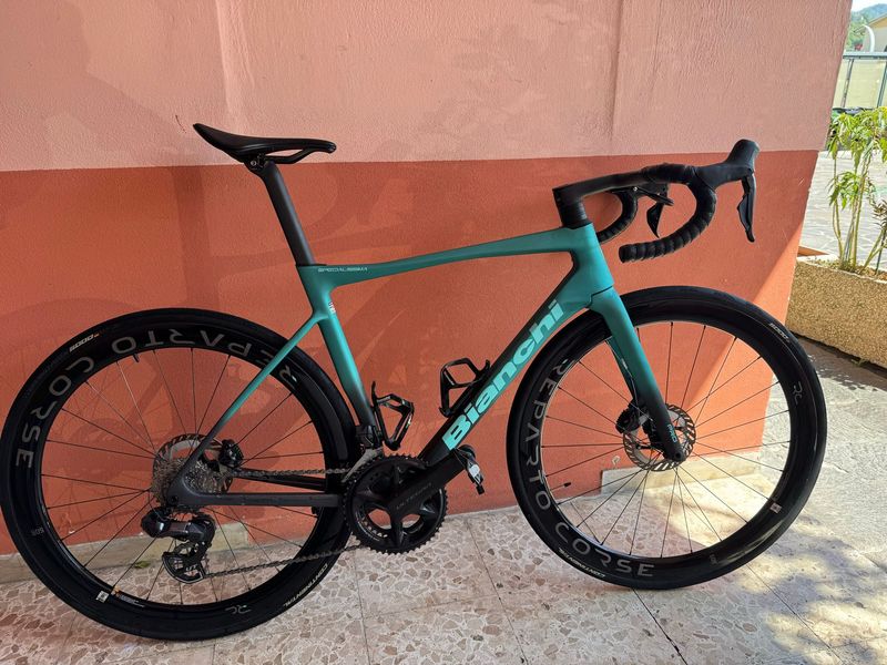 Used Bianchi Specialissima PRO Ultegra Di2 2024 2024 Road & Gravel