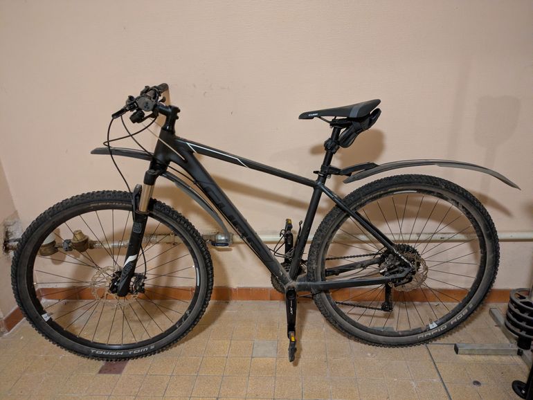 CUBE RACE ONE 2019 2019 Mountainbike d'occasion — image 3 sur 3